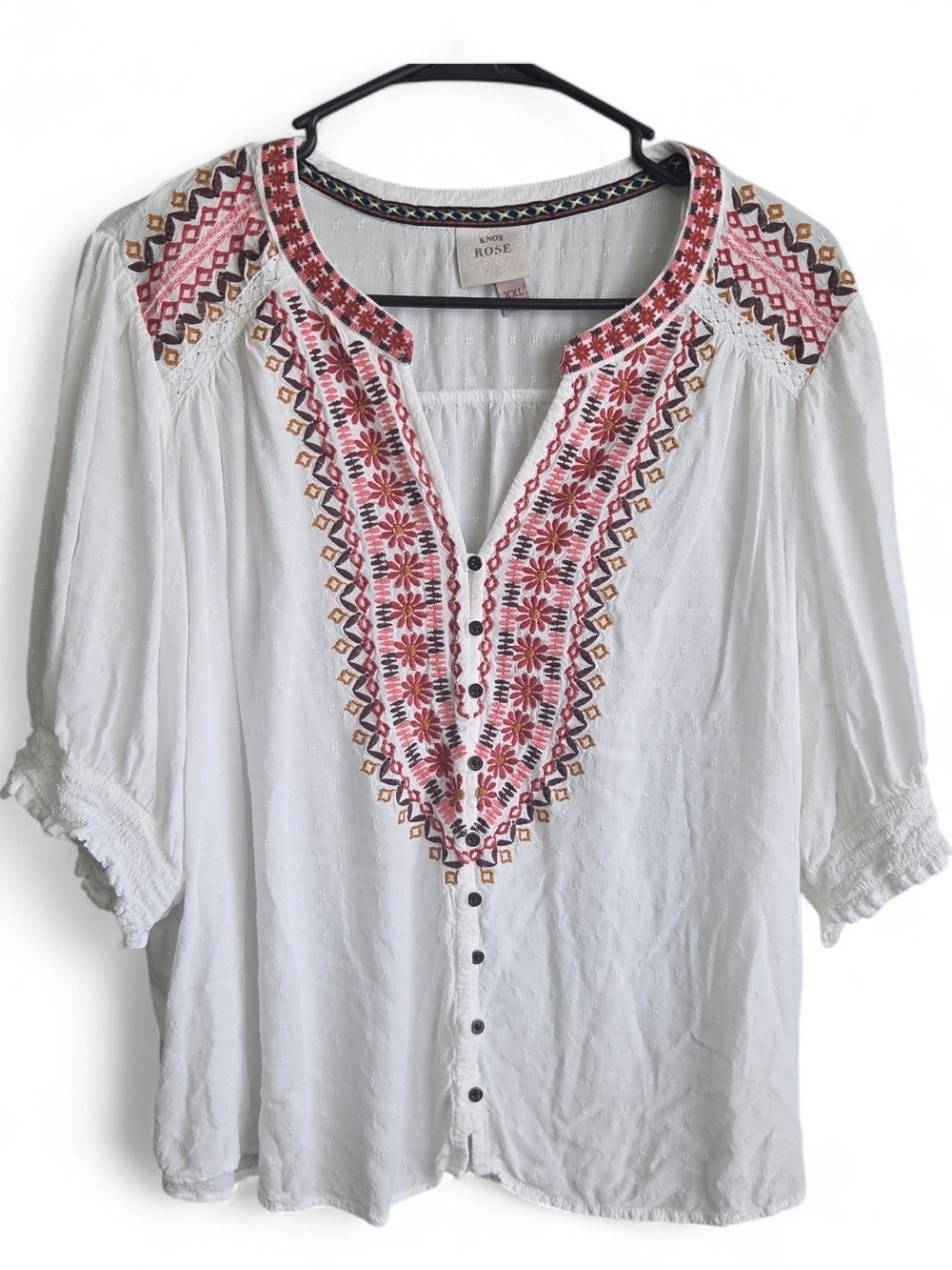 Knox Rose White Embroidered V-Neck Peasant Blouse
